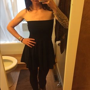 Strapless Basic Black Dress